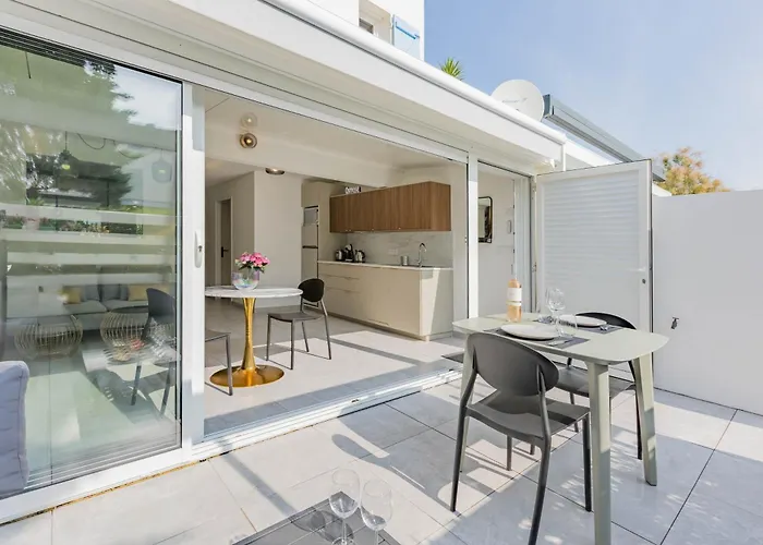 Апартаменты Luxe Port Nature 2